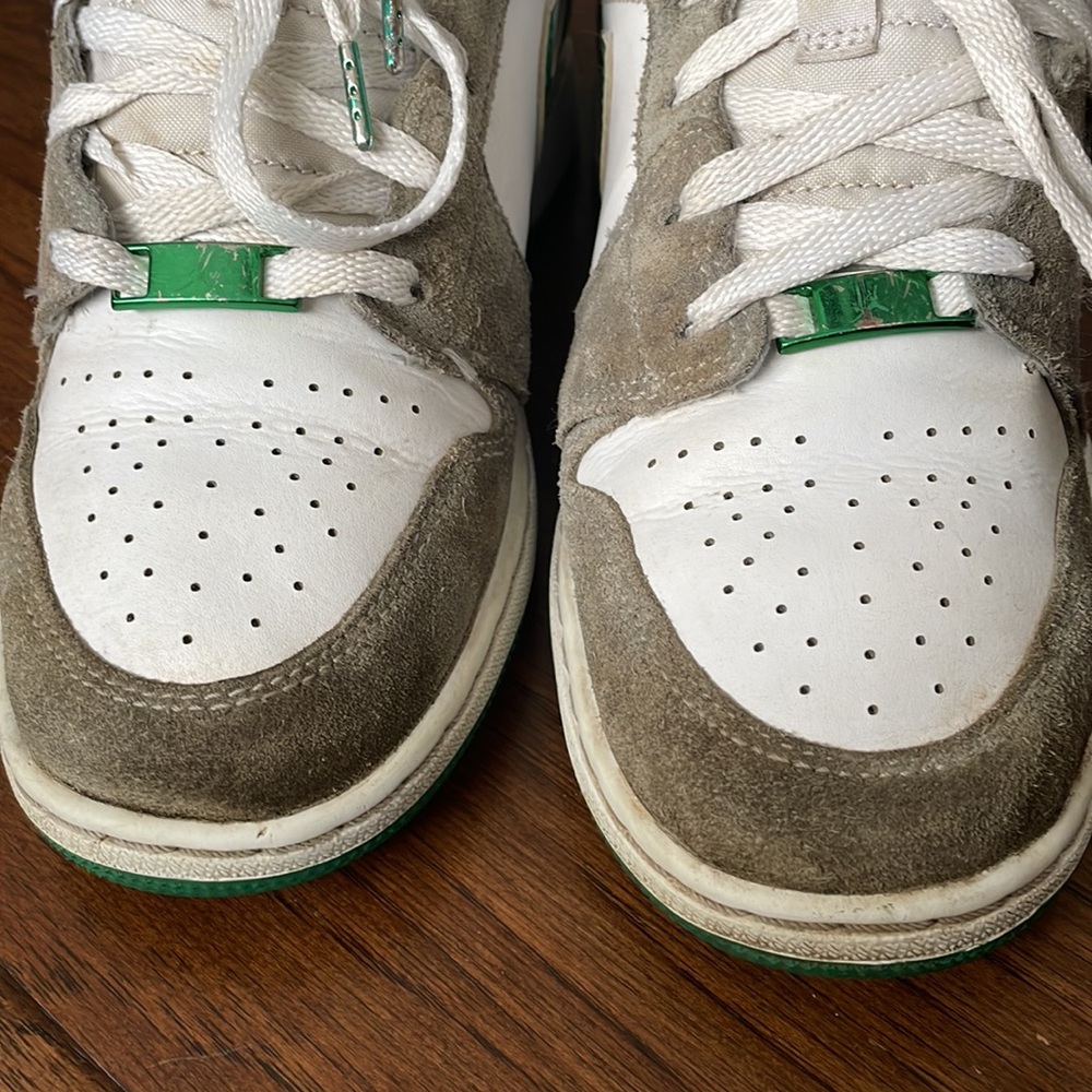 Back to school special! Jordan 1 Grey Pine Greens and Jordan 5 Blue Suedes - Picture 5 of 13
